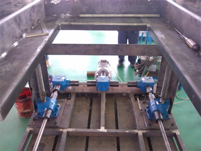 蝸輪絲桿升降機 蝸輪絲桿升降機